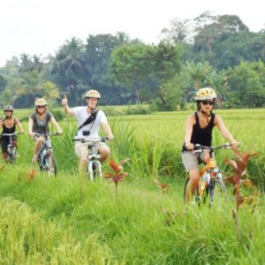 Bicycle around Sidemen